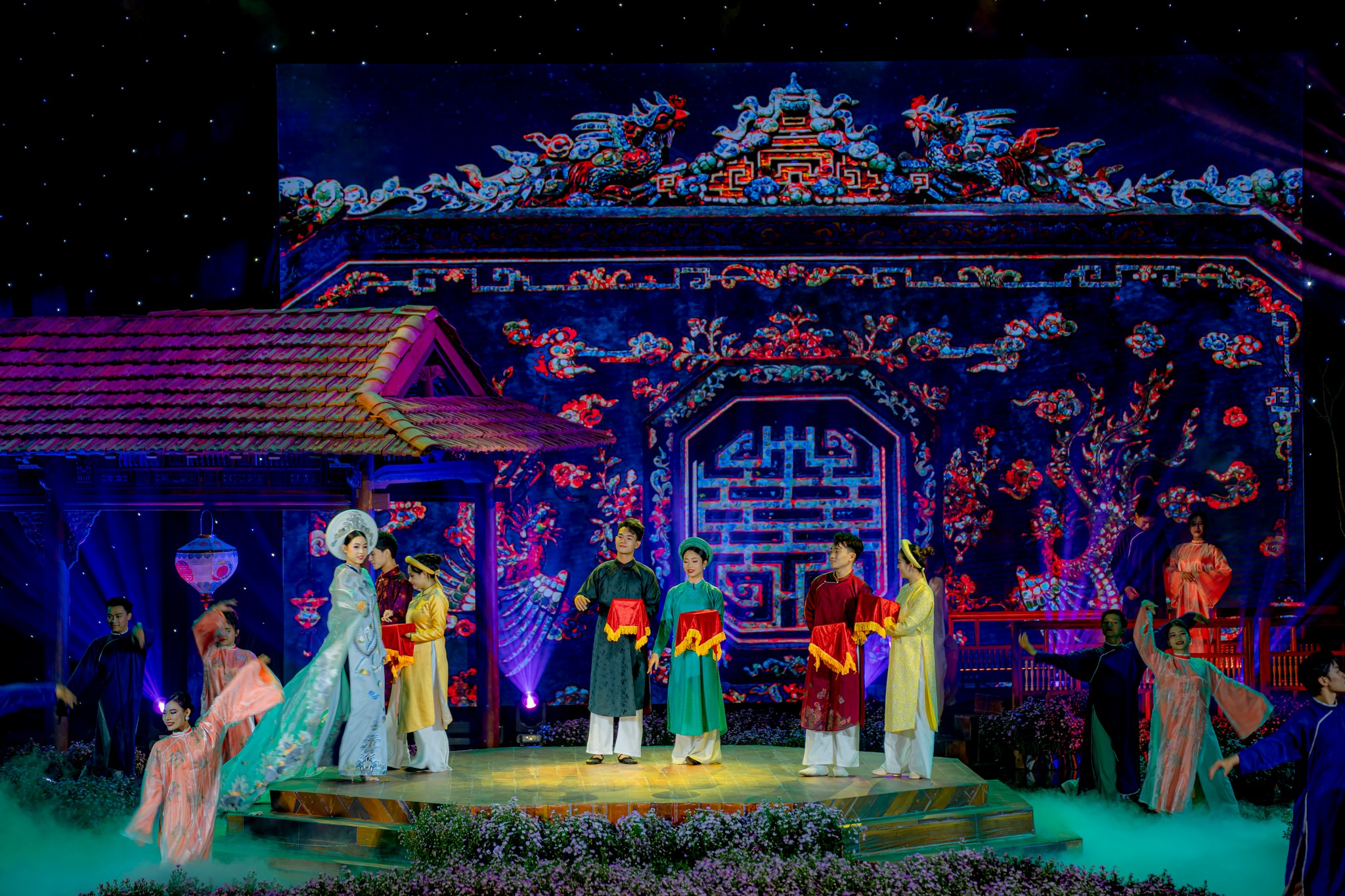 Linh Phung Ao Dai Showcase 2024